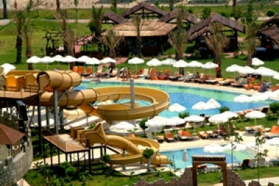 Sherwood Breezes Resort Hotel