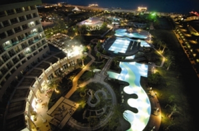 Sherwood Breezes Resort Hotel