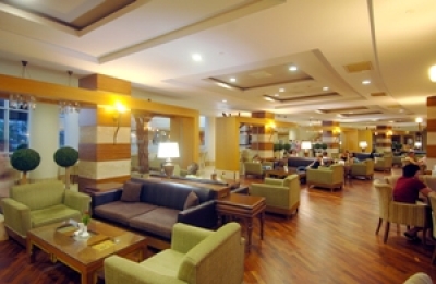 Sherwood Breezes Resort Hotel