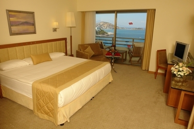 Korumar De Luxe Hotel