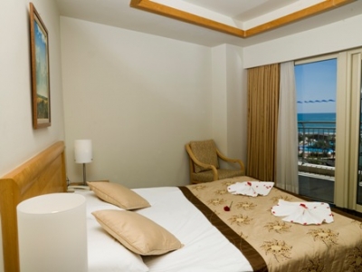 Hotel Lara Beach