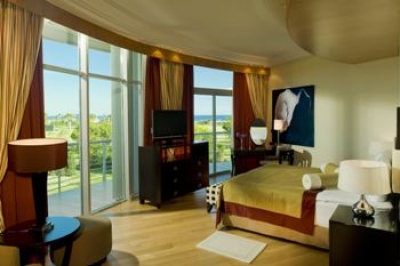 Calista Luxury Resort Hotel