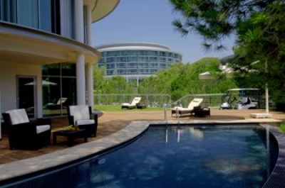 Calista Luxury Resort Hotel