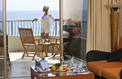 Crystal Sunrise Queen  Luxury Resort