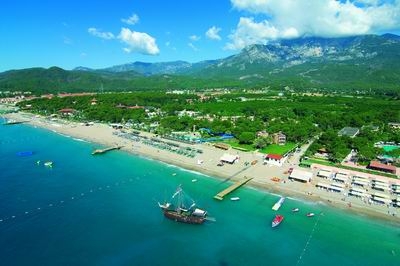 Pirates Beach Club
